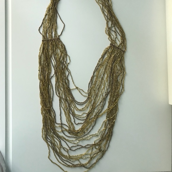 Gold beads necklace - Picture 3 of 6